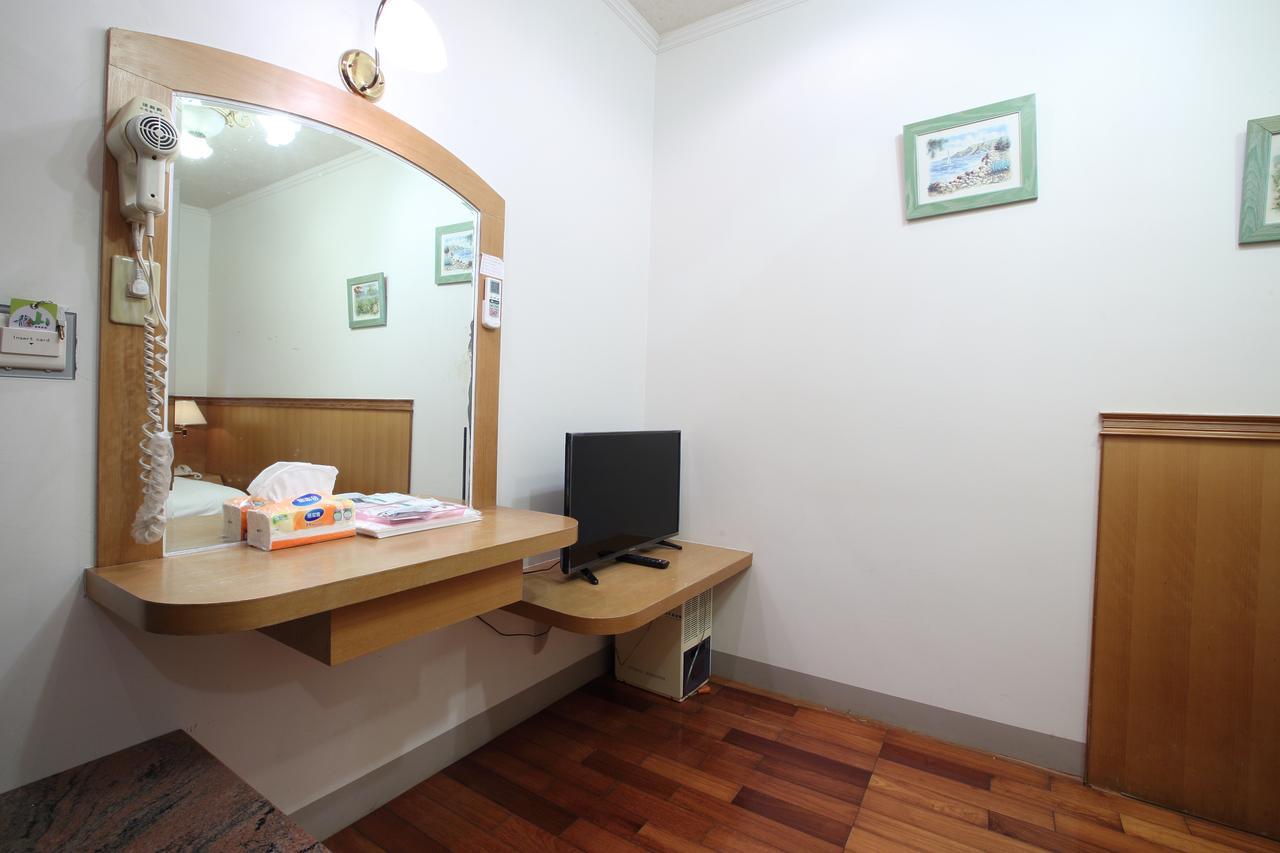 Long Shan Hotel Jiaoxi Exterior photo